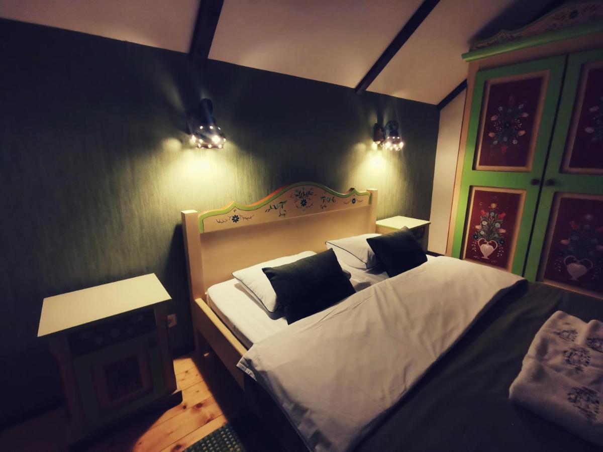 Pensiunea Casa Moga Bucium  Экстерьер фото