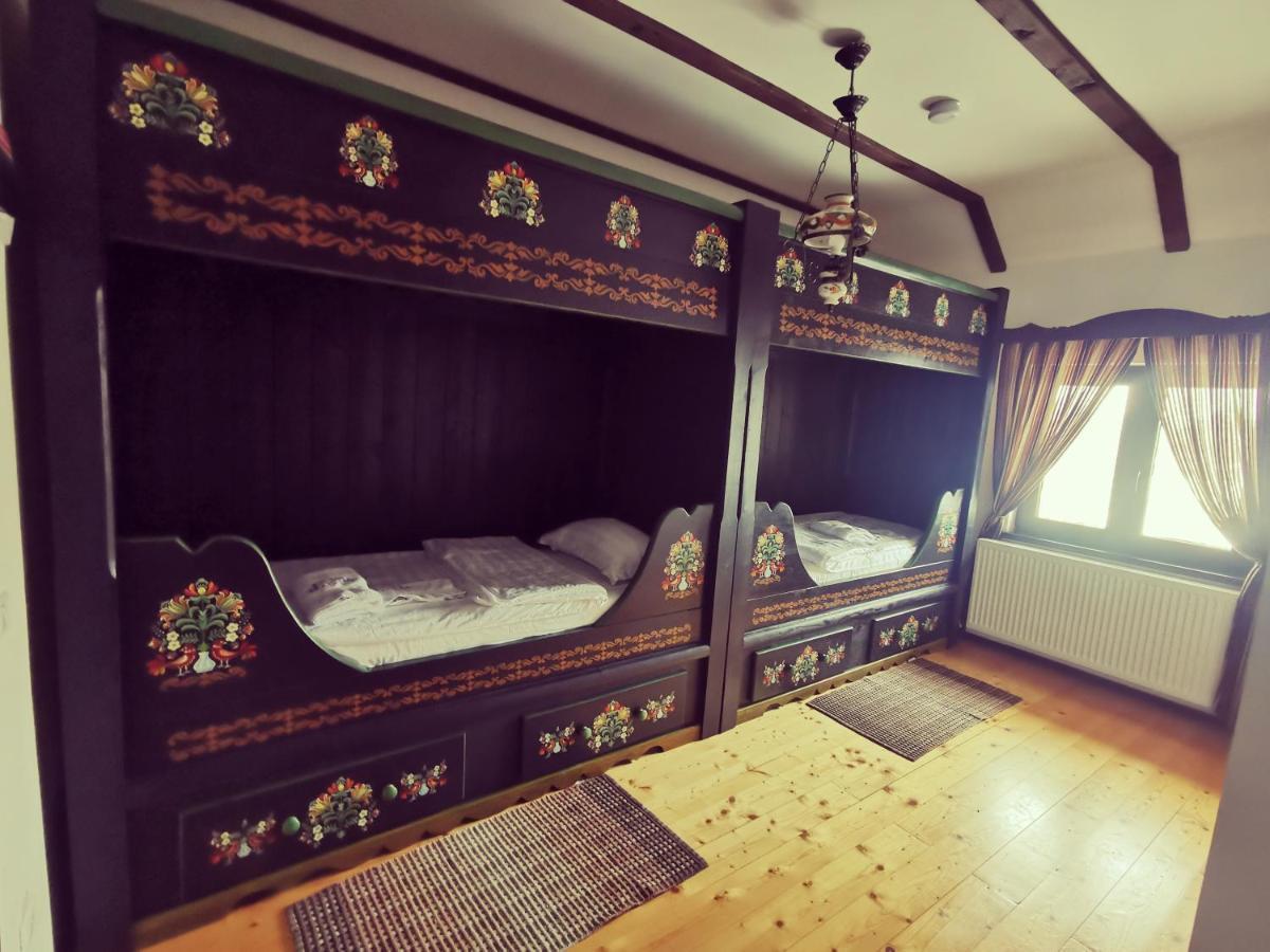 Pensiunea Casa Moga Bucium  Экстерьер фото