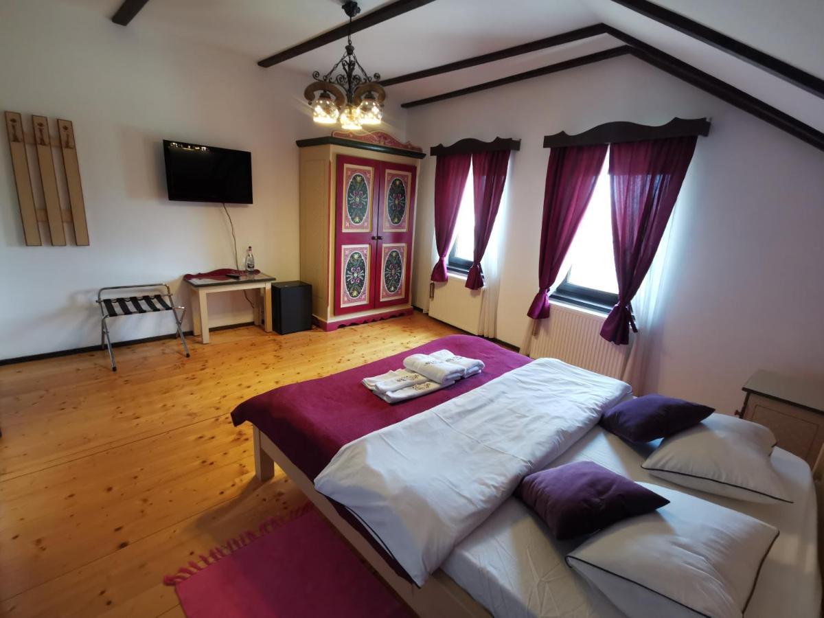Pensiunea Casa Moga Bucium  Экстерьер фото
