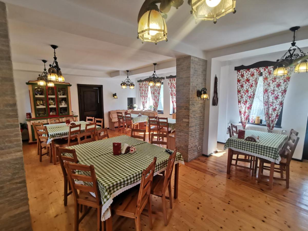 Pensiunea Casa Moga Bucium  Экстерьер фото